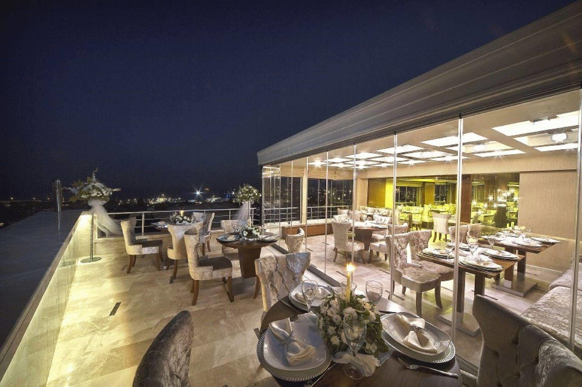Q Hotel Laleli Istanbul Exterior photo